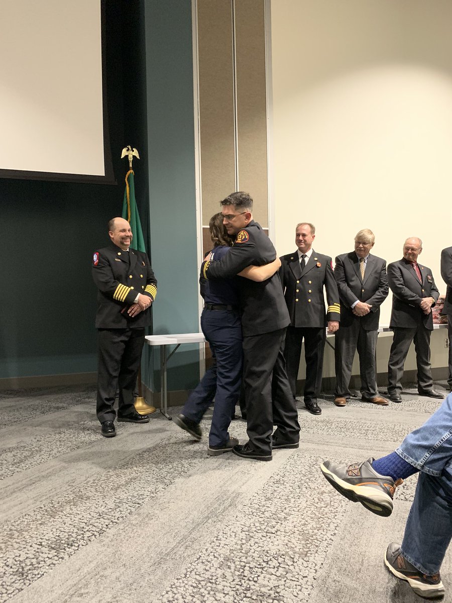 SpokaneCoFire4's tweet photo. Presenting the diplomas. Some lucky recruits were able to receive their diplomas from family members in the fire service #fireisfamily @SCFD9 https://t.co/YozyaykVpN