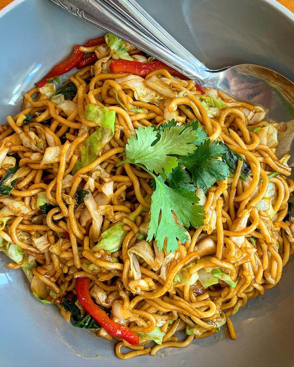 LocalsOnly_SB's tweet photo. Hey @chrissyteigen these noods are for you. Check out #DumplingMonster on Santa Monica and Fairfax! https://t.co/OUjLi7sGcn