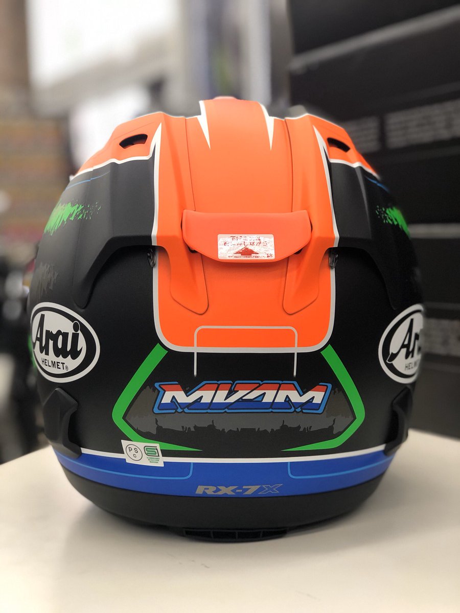 HAPPY HELLOWEEN🎃 ARAI RX-7Xに新しい仲間です🧟‍♀️ YAMAHAの
