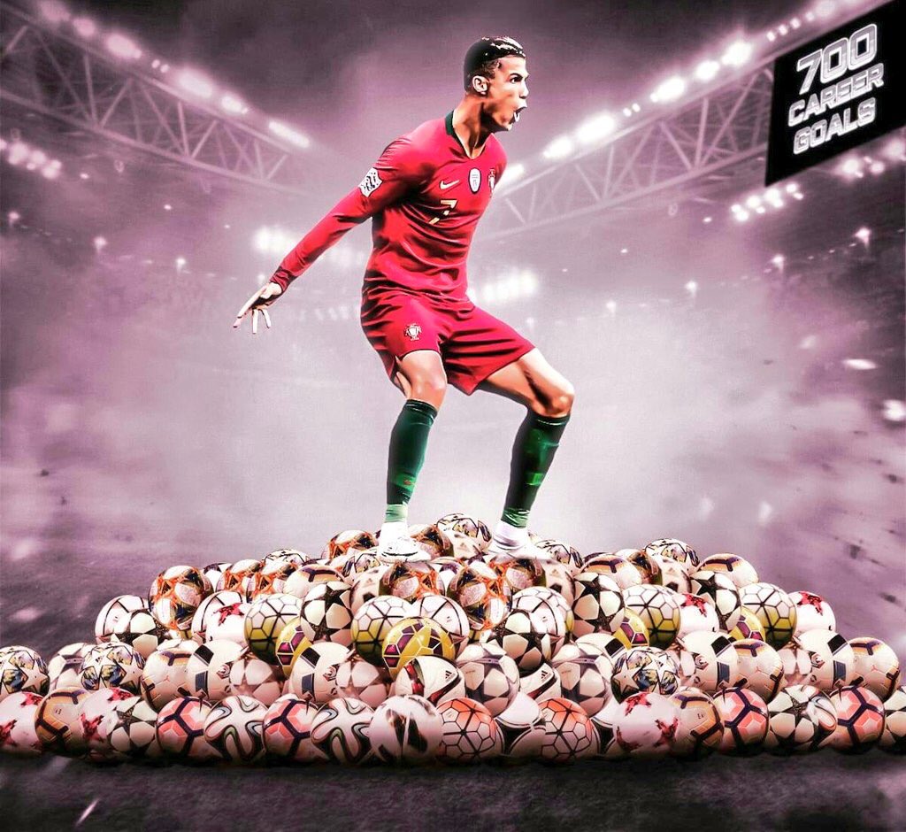 CR7_799's tweet photo. كريستيانو رونالدو #CR7 الأسطورة اللذي عشقه القلب ..فـ أقنع العقل ..وأشبع الروح شغف وسعادة..
نعم أنه ذاك البطل المغوار الّذي يشير ألينا في كل ميدان أن النصر قادماً لامحاله💪

أرفض مقارنته حتى باالمنتخبات فالمقارنات لاتنطبق على الأسطورة ❤️

رونالدو الأفضل على مر العصور .أنتهى https://t.co/F6OdKY556u