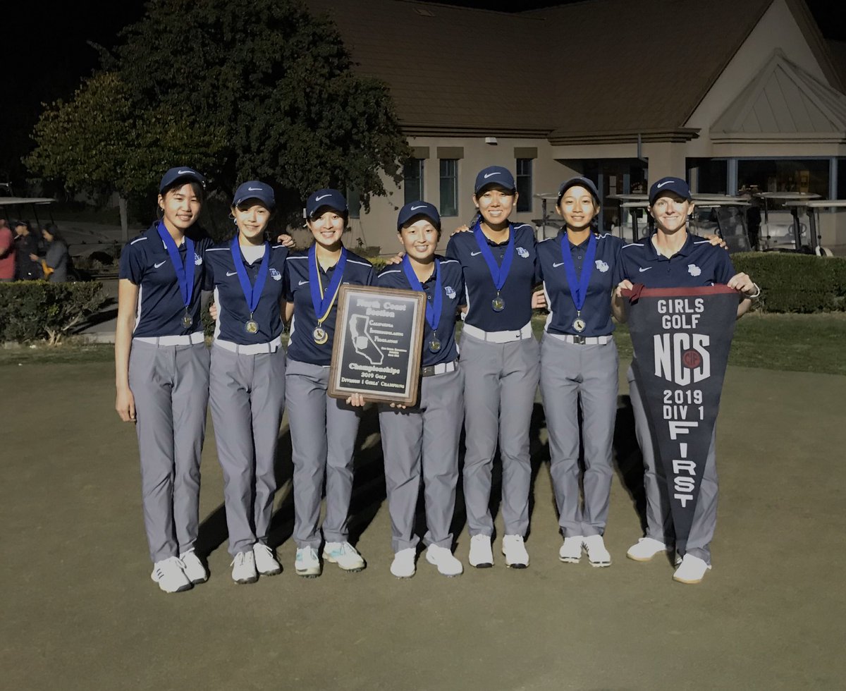 dvhs_golf's tweet photo. 🏆BACK-TO-BACK NCS CHAMPS🏆
Team total score of 374 (+14)! Special shoutout to Jacqueline Ha for earning 4th place individual honors! Next Monday we play NorCals at El Macero in Davis! #soontobestatechamps @DVHSWildcats @THE_EBAL_SPORTS @CIFNCS https://t.co/FUME7rdKGj