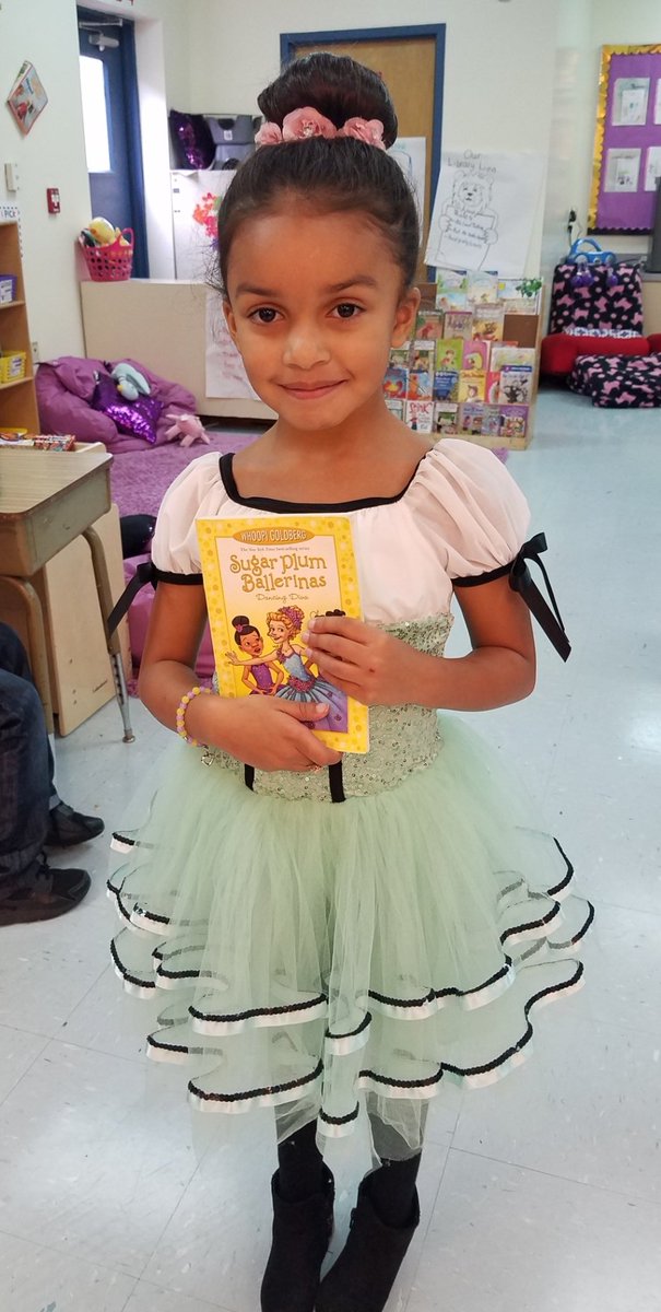 McIntoshElem's tweet photo. Dress like your favorite storybook character at McIntosh. #HaveFunWithLearning #McIntoshScotties https://t.co/VtuVlspVUk