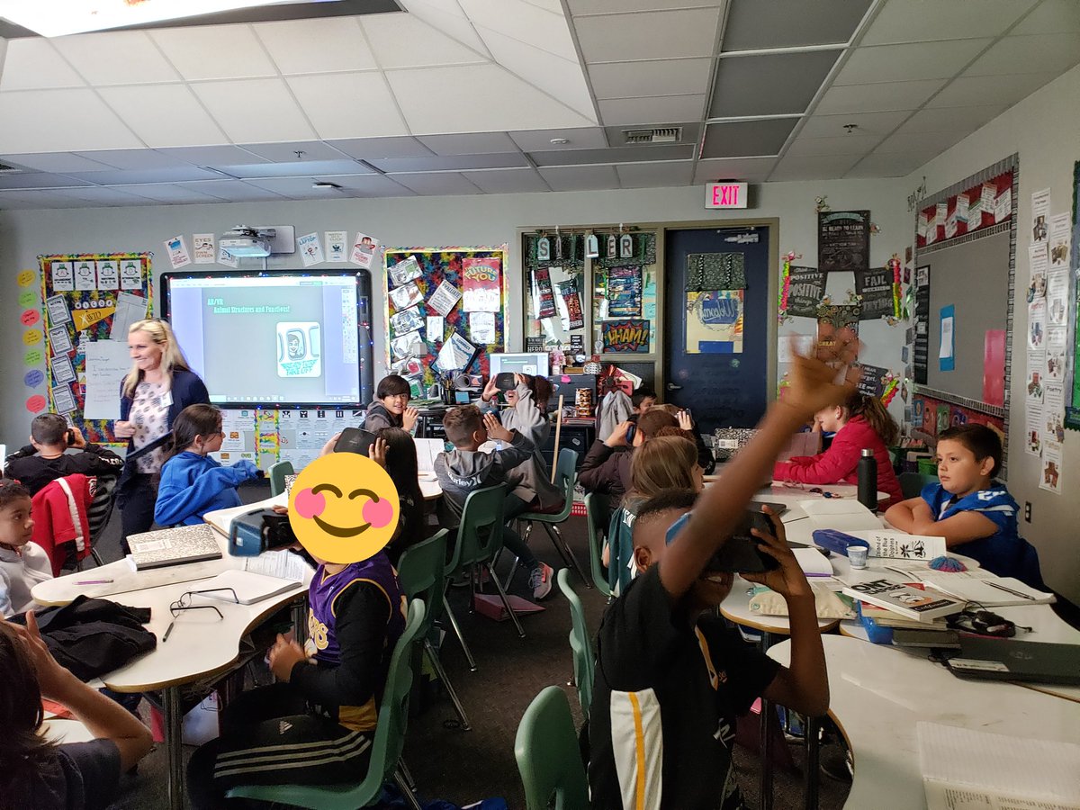 BrooksideSTEAM1's tweet photo. .@Beaumont_SD @keels_chauna @tdav8 @mgriffin_bmt @Ali_Shrive A huge shout out to @Sheila_RO1 for coming in and blowing my student's minds today. She walked them through a cool lesson on the structure and functions of different animals eyes! Amazing!! #makingleaps https://t.co/SXGMWXAhVv