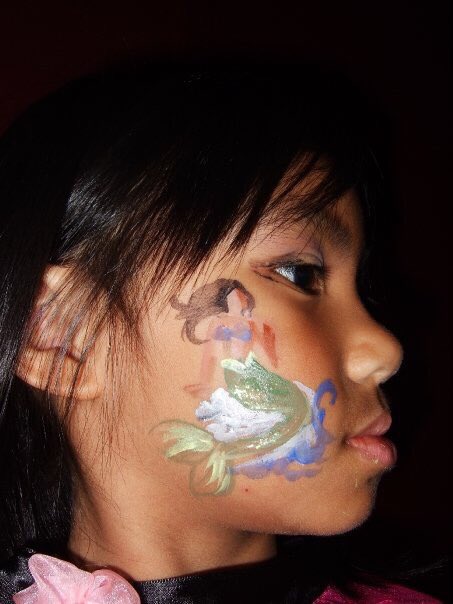mrzphd's tweet photo. It’s #ThrowbackThursday. I took the first photo of @hallealejandro after doing her face paint for a school carnival. I took the other photo of her on a field trip last week. I love watching students grow and keeping documentation. #halloween #facepaint https://t.co/pt5HDoNGlx