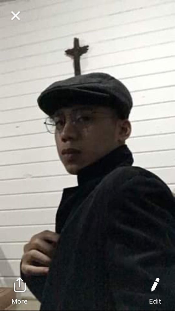 martyeism's tweet photo. A dusty black coat with a red right hand🔪👁👁🗡 https://t.co/O1SnPaliVe