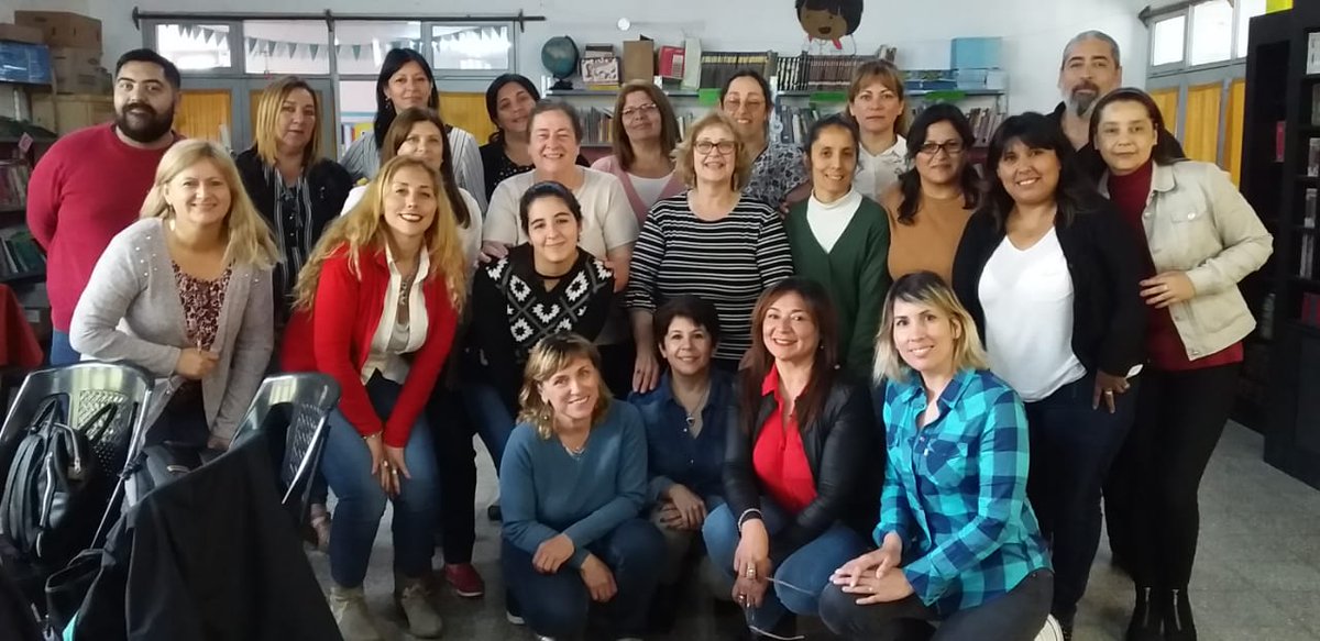 ademarga's tweet photo. Hoy cierre de las Ruedas de directores de secundaria en San Miguel grupo B. Un gran placer!!! @VicZorraquin @CIIE131 https://t.co/5S7SBGCcae