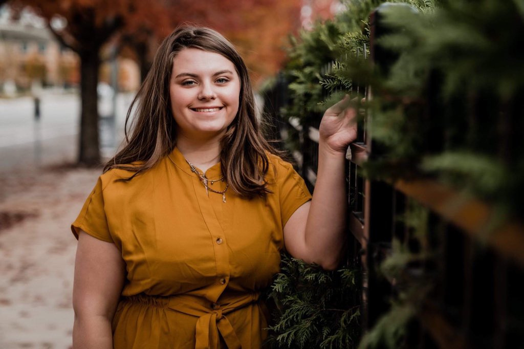 deedeemillerph1's tweet photo. Morghan Hurst!  Ankeny senior! https://t.co/0GhjK8xwOh