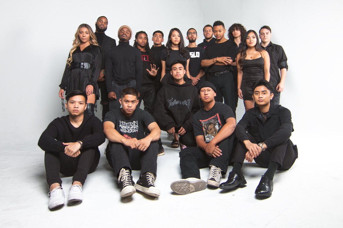 thenoirmovement's tweet photo. “TO CREATE AND MANIFEST ARTISTIC MOVEMENT TO THE PUBLIC THROUGH MEANS OF MUSIC, ART, PRODUCTION, FASHION, POETRY, AND CULTURE” 

shot by @_Joshuav 🖤 https://t.co/I0TzGp12UX