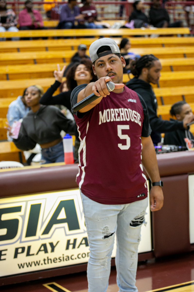 MorehouseMBB's tweet photo. Our @MaroonTigers kicked off the season with the Maroon Madness event which featured a scrimmage, 3 point and dunk contests and was hosted by @DjRicoveli. 

Special shout out to our guests and @MorehouseCheer. 

📷: Ezekial Harris (@z_pictographer) 
#MaroonTigers https://t.co/LJ0LnSmj00