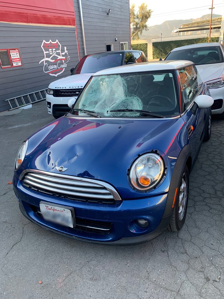 CBSLARachel's tweet photo. #OnlyOn @CBSLA: After watching our story, an auto repair shop owner realized the Mini Cooper involved in a bicyclist hit &amp; run in #SilverLake was brought to his shop. @LAPDCTD24 confirms it’s the car they’ve been looking for &amp; says the owner is an @LASchools employee. #KCAL9 10pm https://t.co/nYWBpcyidh