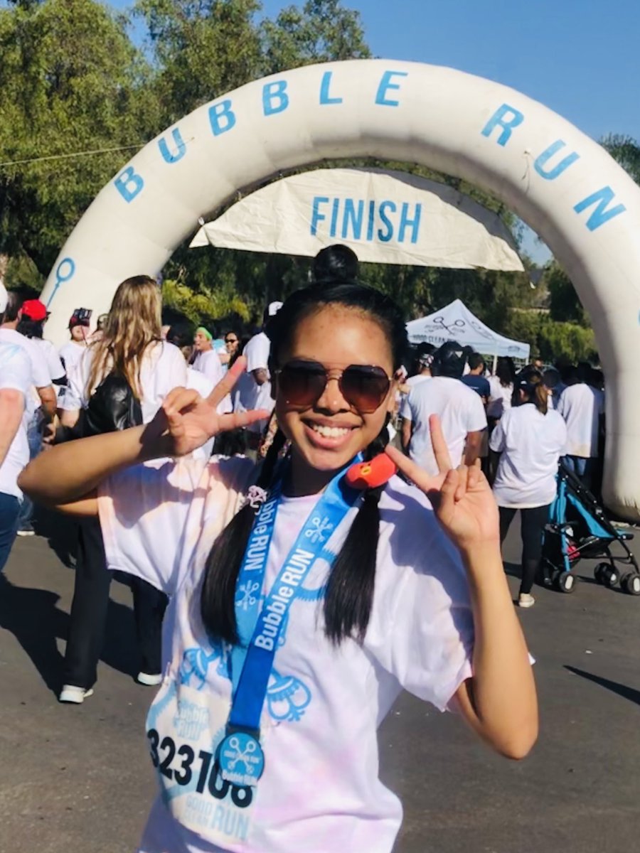 MsNikkiCastillo's tweet photo. #LatePost.. So I did this thing last weekend.. finished my first marathon πββοΈ yay βπΌand it wonβt be my last π€πΌ! πππππΌπββοΈπ
.
.
#GoodCleanRun #BubbleRun #BubbleRun2019 #YoungHollywood #BucketList https://t.co/PDHeWuEcYq