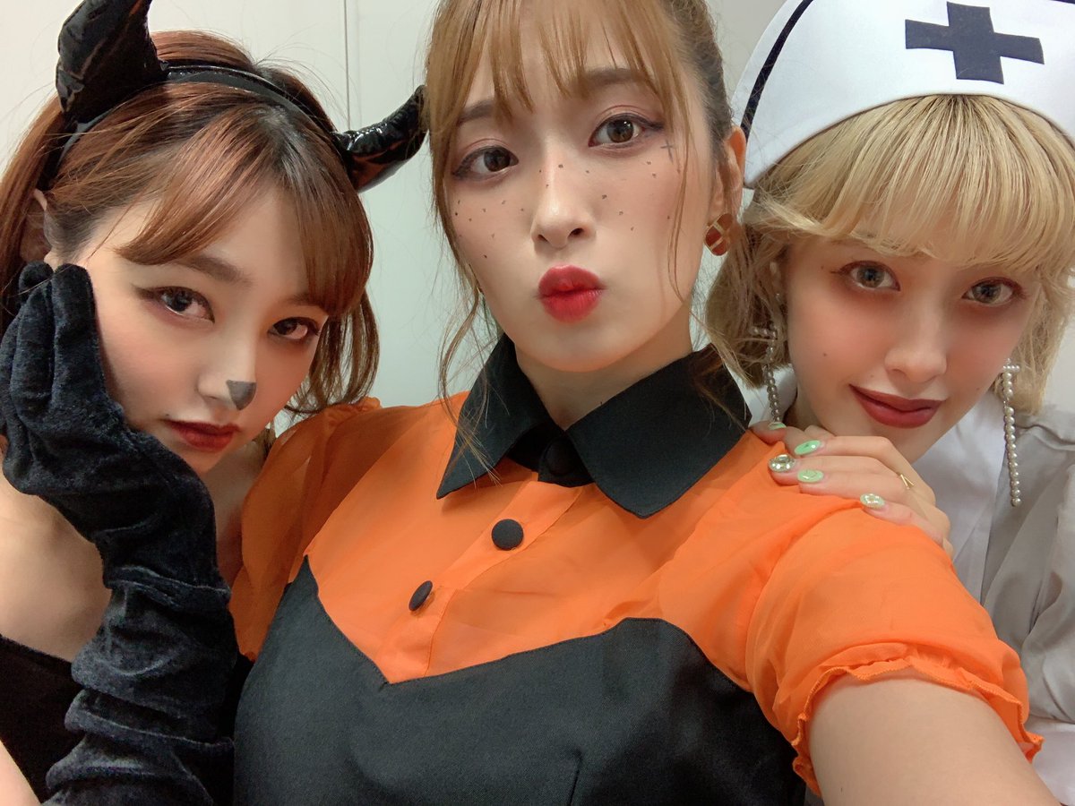 pinkcres_staff's tweet photo. 本日 #ハロウィン 当日！

10月31日(木) 23:30〜 @渋谷Glad
「AKINAI in SHIBUYAアルティメット ハロウィンアフターパーティー」

出演時間は23:45予定になります。
※物販・特典会はございません。

お時間があれば是非一緒に楽しみましょう👻🍭
@AKINAI_neon 
#pinkcres https://t.co/AaIE8eZP26