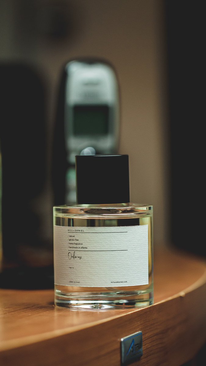 GAphanouPhotos's tweet photo. Home &amp; Body Fragrance by Hill+Daniel Fragrances ••Captured by Gicquel @GAphanouPhotos 📸📸 #HillAndDanielFragrances #HomeFragrances #GenderFree #SmellGoodLookGood #Scents #Perfume #FragranceLover #PerfumeLover https://t.co/6AszXwqqBp