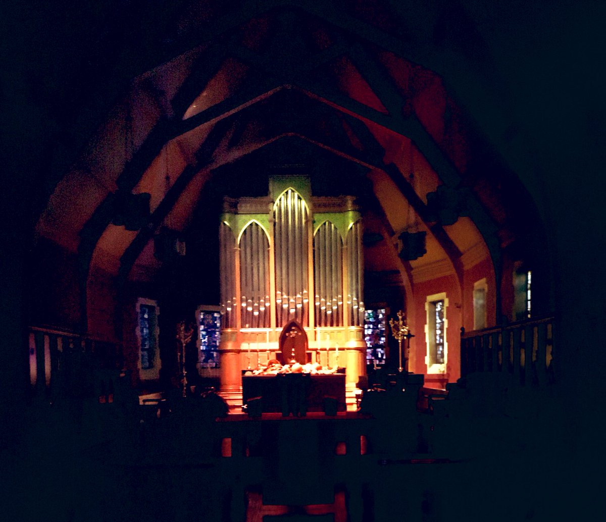 gregoriansinger's tweet photo. We started rehearsals last week for our annual Advent Procession. 
We are blessed to have great acoustical places to sing :) #choirlife https://t.co/DarpJCLmNJ