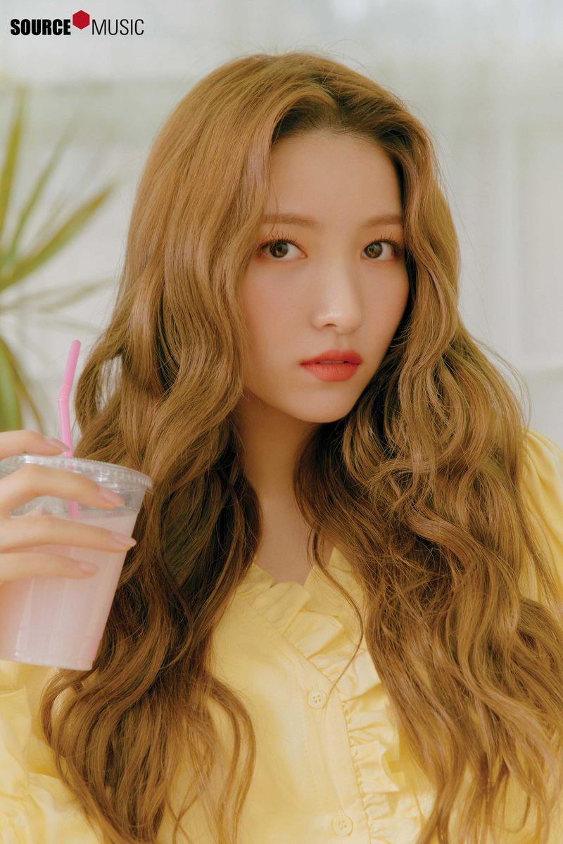 GFRDofficial's tweet photo. [🗓]
 #여자친구 #GFRIEND
 2020 SEASON'S GREETINGS
 #TRIP_TOGETHER_MEMORY 

 ✈️ PREVIEW 1 https://t.co/3ja9milfyk