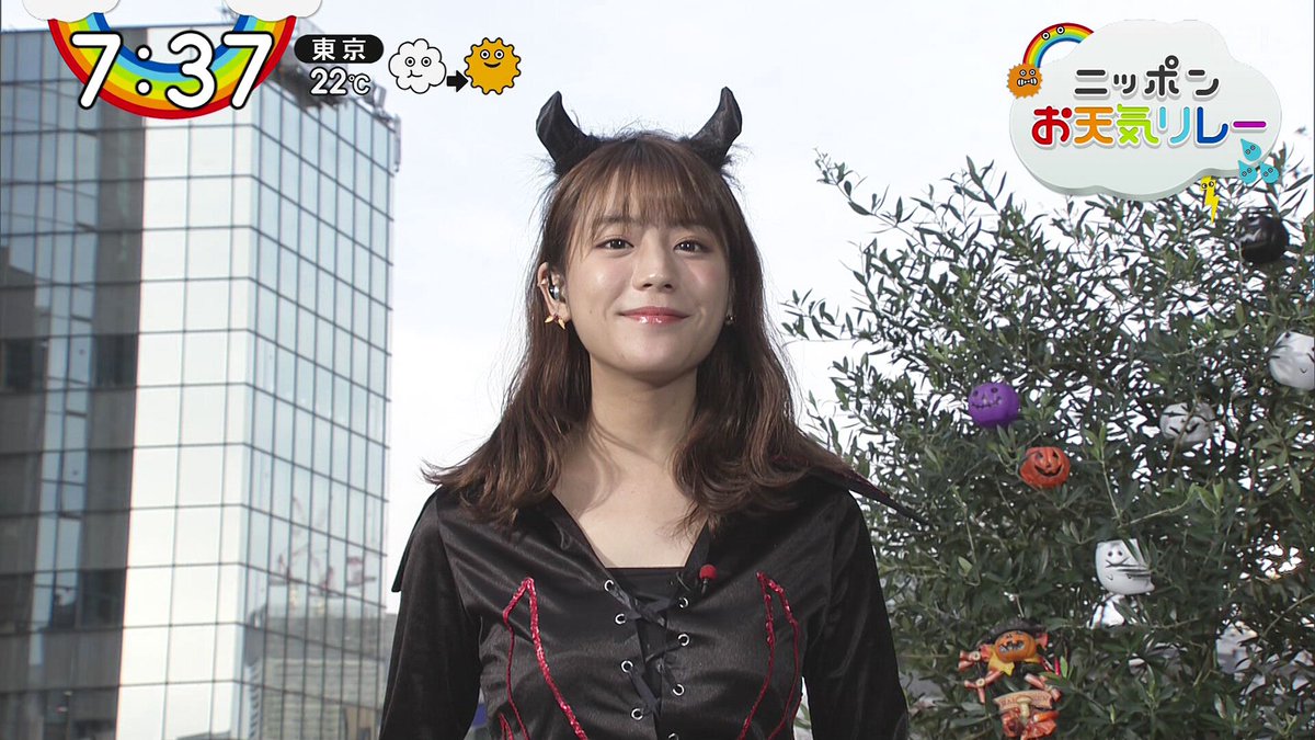 25歳のサムライ Na Twitteru 明日香ちゃん ハロウィーン いかがお過ごしですか きょうの3曲目は きゃりーぱみゅぱみゅさんの Crazy Party Night ぱんぷきんの逆襲 15年 コカ コーラ ハロウィンキャンペーン15cmソング を歌いました 以上 Asuka