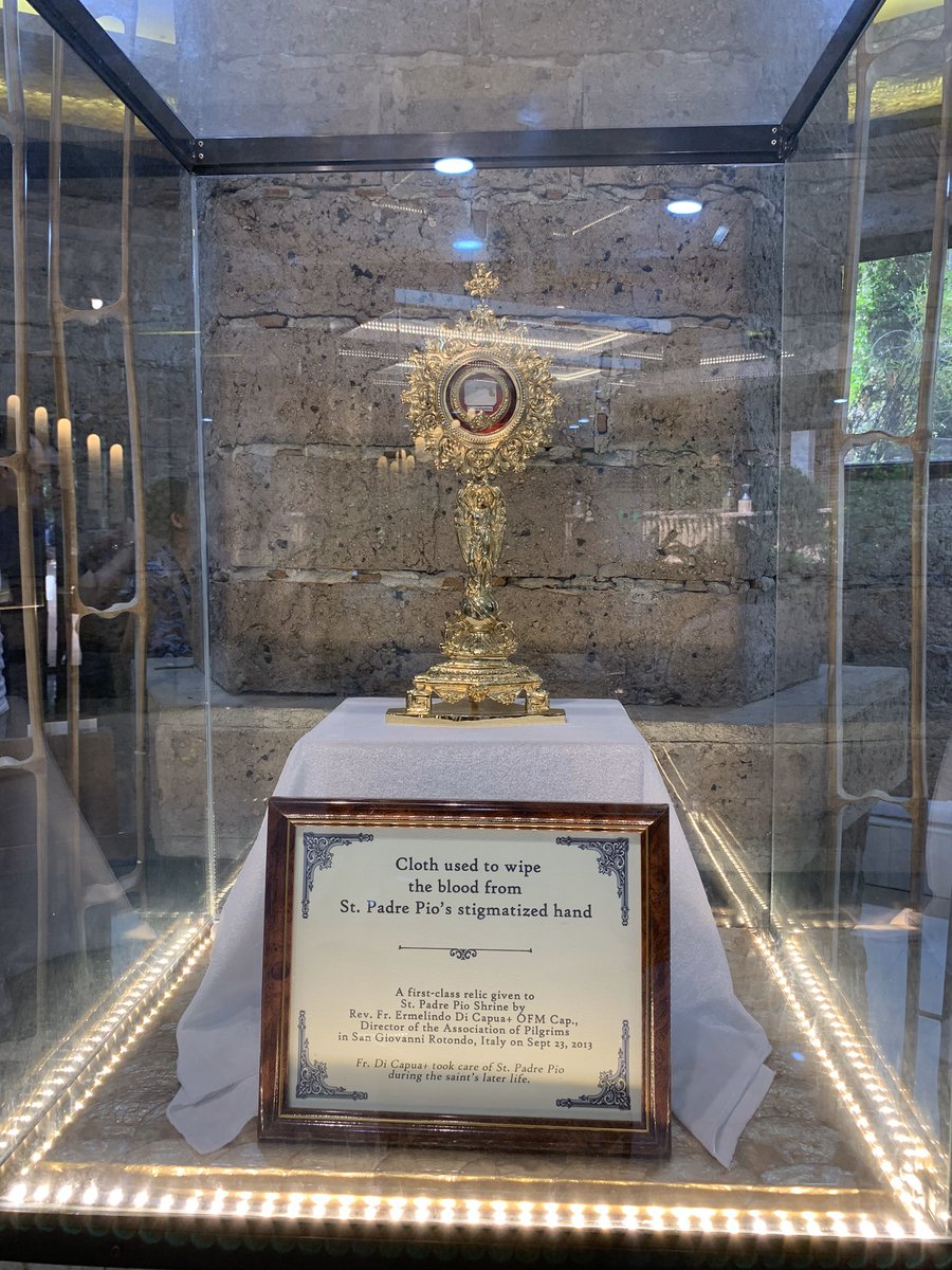 pank1715's tweet photo. #padrepio https://t.co/2lO9wVaVit