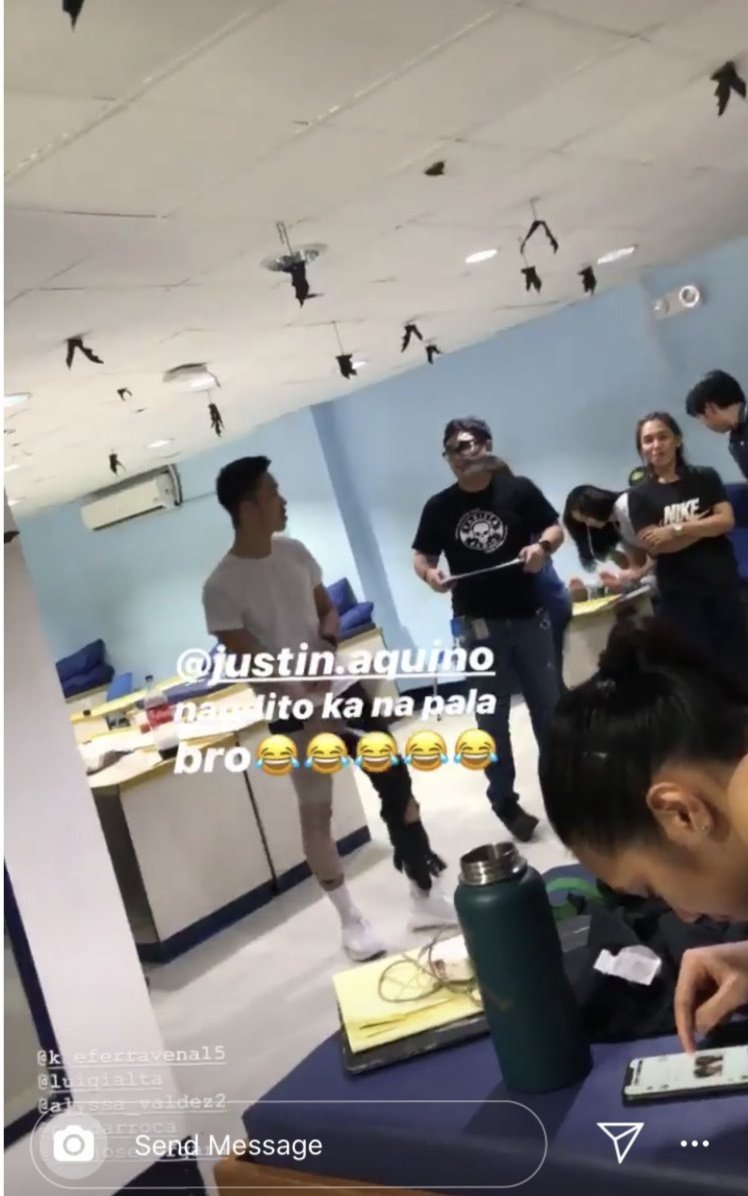 loooker014's tweet photo. kinikilig ako tekaaa...🥰😍🥰😍
makabi sila..👀
my heart is happy!
#lowkeylang
#littlethings https://t.co/Amg3xKeEl5