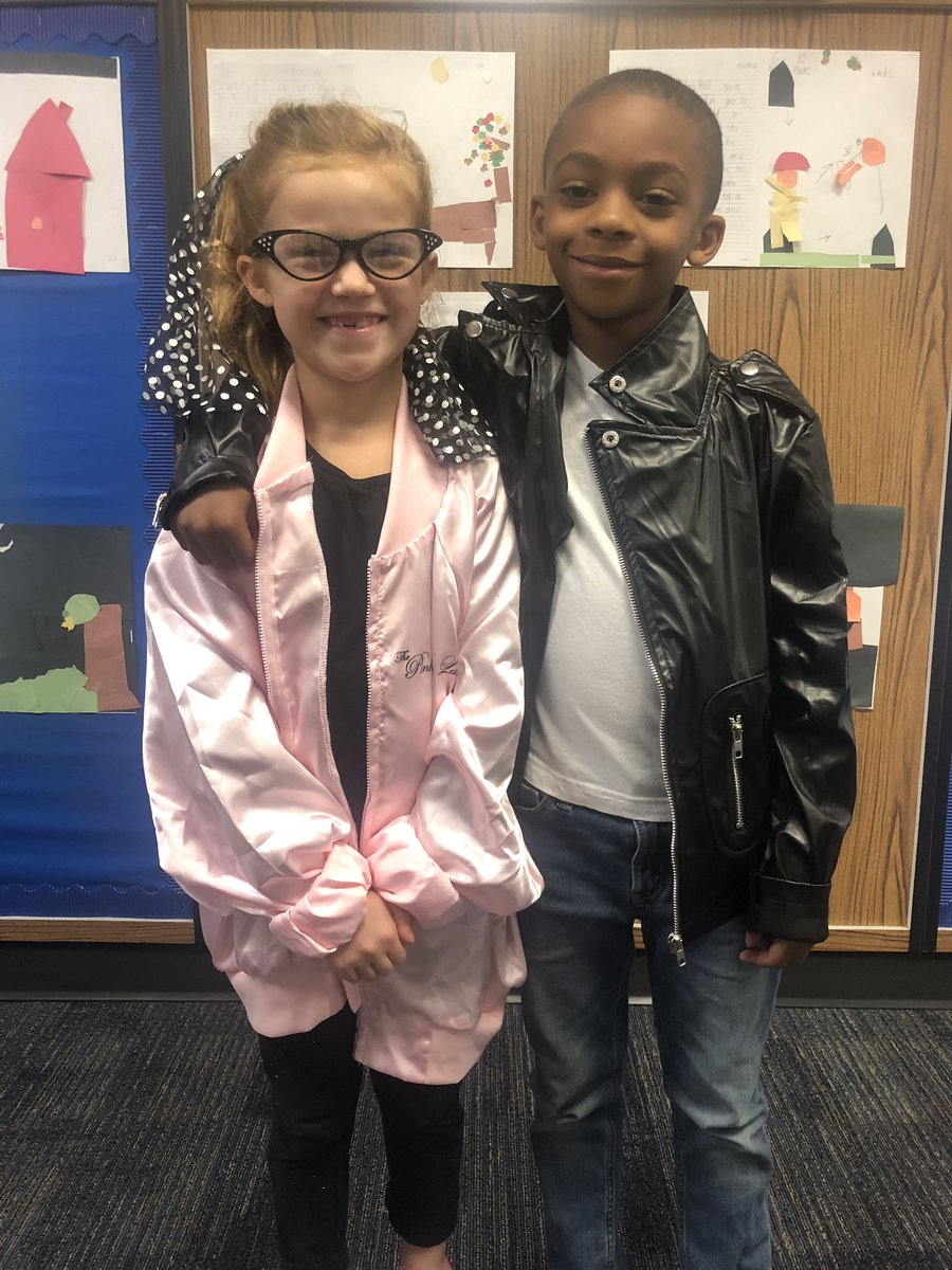 MsEmilyCole1's tweet photo. Happy 50th day of school to all the little Tbirds and Pink Ladies out there!💕 #TheissElementary #kleinisd #turnuothevolume https://t.co/EpzNdiHmmC