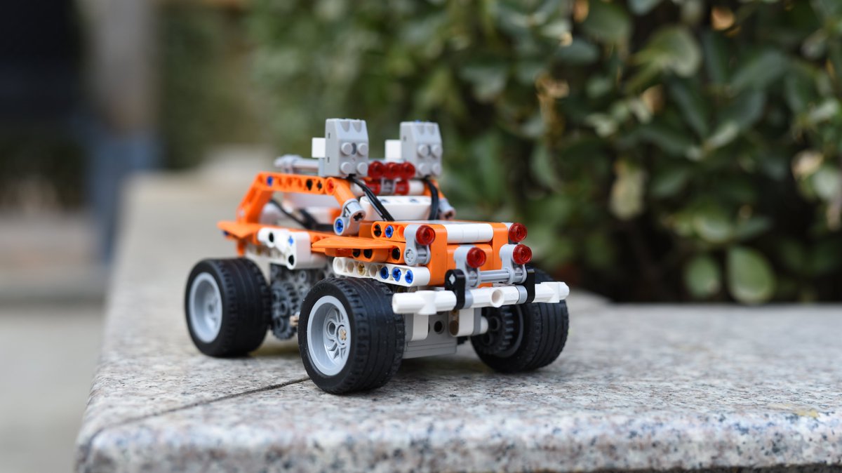 SPC_robotics's tweet image. Aprovecha estos días para probar nuestro @ApitorRobot y aprender en el campo de la #RoboticaEducativa #robotics 🤖 spc.es/spc-apitor-sup…