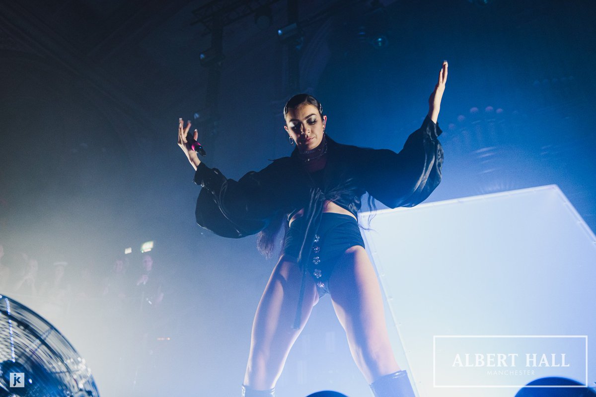 Albert Hall tweet media