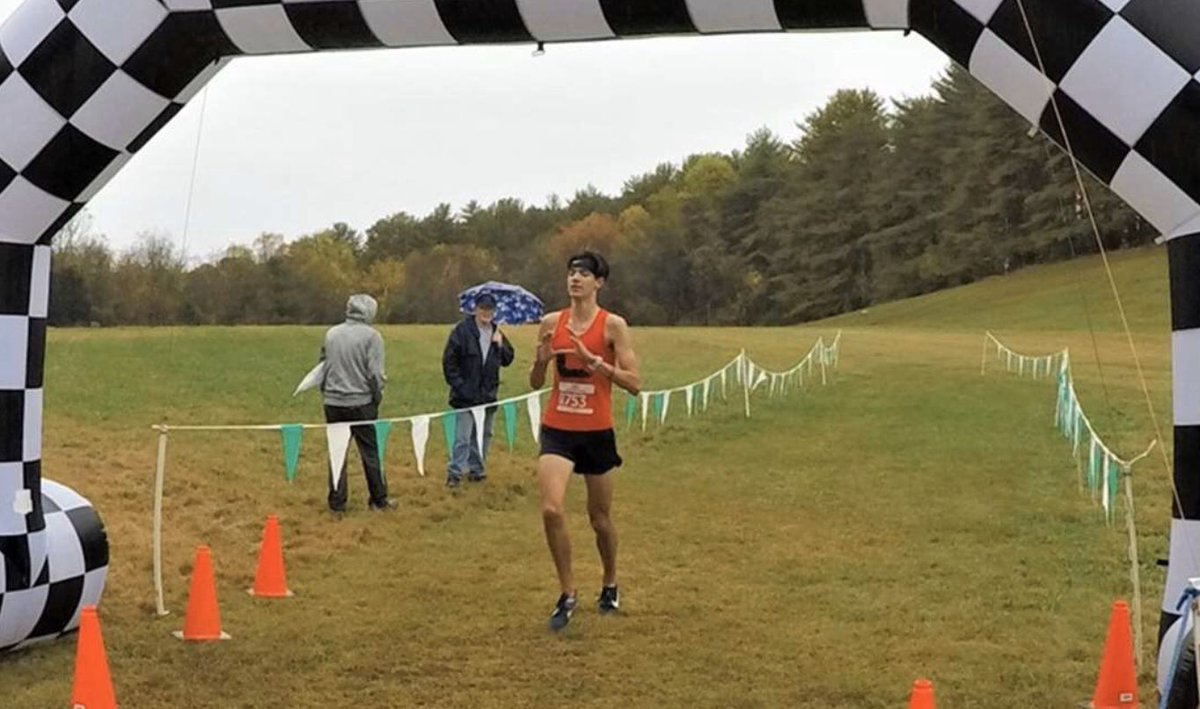 CoachJChandler's tweet photo. Our Cali Kid is now a full fledged Bear. Throw up that U while crossing the finish line! Congrats to our boys cc team for taking the Mt 7 Title, and our girls for placing runner up, at the District Meet yesterday. The jobs not finished. On to the next! #theU #RunBearsRun #exit137 https://t.co/mJCB0iBCdA