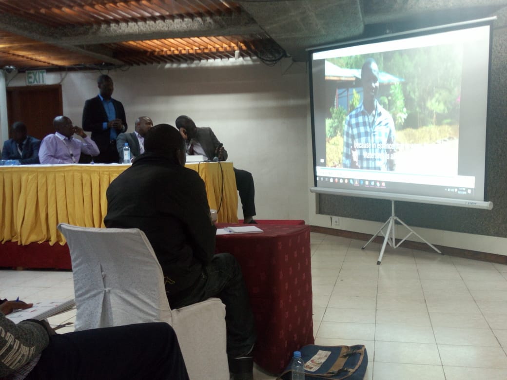 _KWAHO's tweet photo. What participatory water & sanitation governance parameters should we cover inorder to build a more socially inclusive society? @WatershedKenya Project Manager @brennybrian covers Equity and Social Inclusion at #KenyaSanitationConference2019
#ikosafi
#sanitationforall
@SimaviNL https://t.co/MmDlW6cxHE
