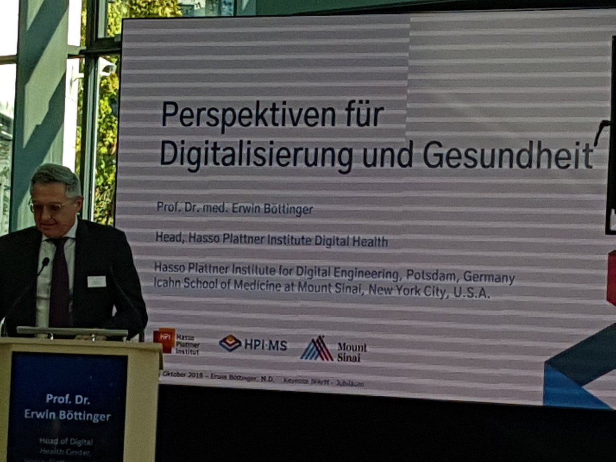 Anett_Sollmann's tweet photo. "Digitalisierung des Gesundheitswesens ist Transformation, nicht nur die Einführung einer Software." @ErwinBottinger #bfarmDigitalFuture https://t.co/3PKfcFF1H0