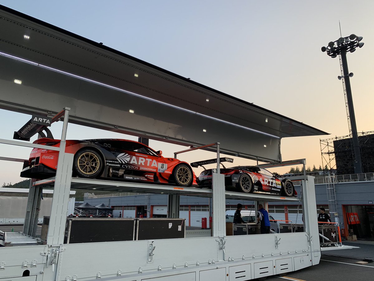 AUTOBACS_COM's tweet photo. 2019 #AUTOBACS
#SUPERGT Rd.8 #MOTEGI GT250km RACE
GT300 55号車
GT500 8号車
搬入シーン
#ARTA
#ARTAMECHANIC
#オートバックス
#スーパーgt
#もてぎ
#茂木 https://t.co/5XMw0IDFdB