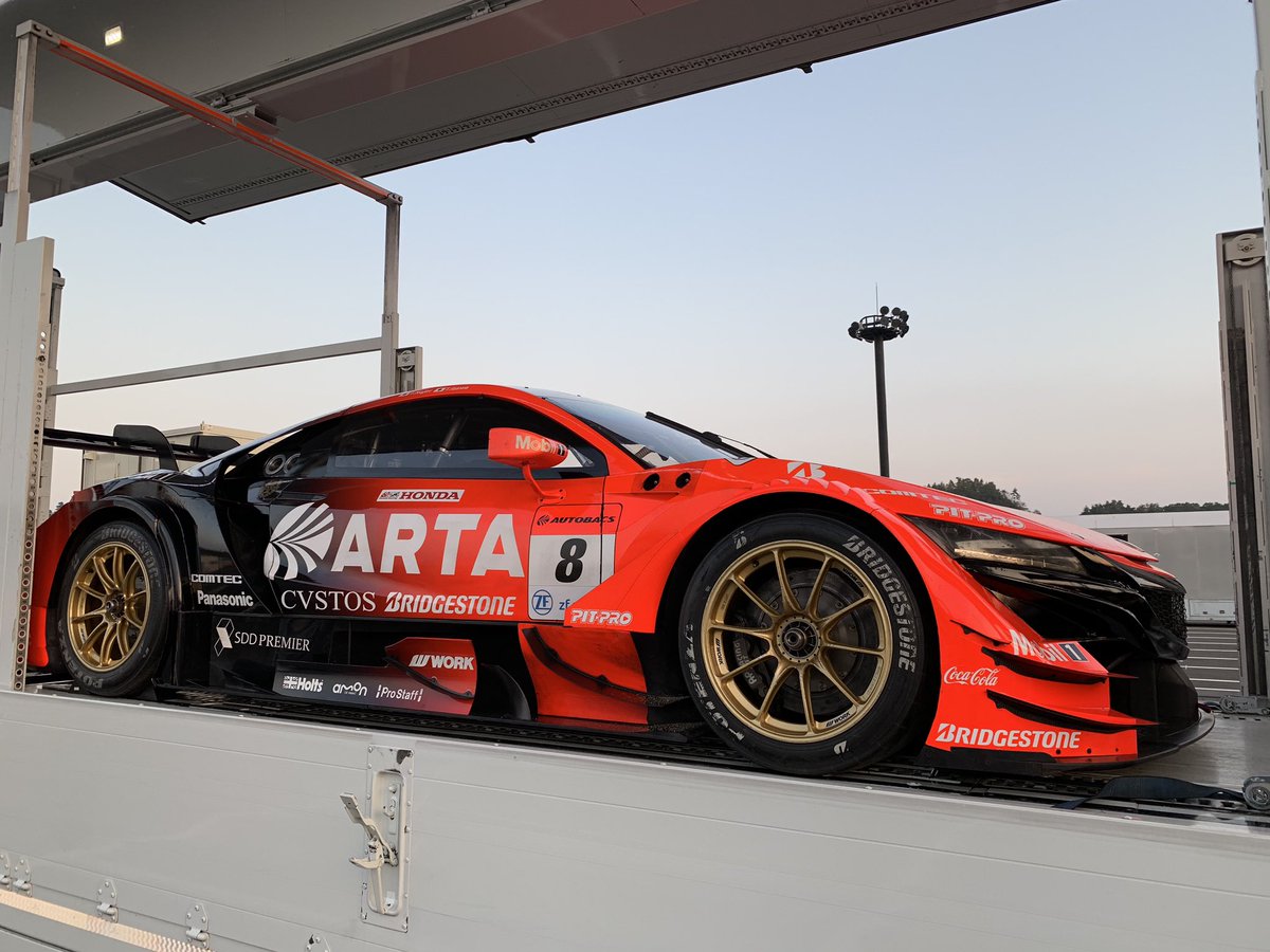 AUTOBACS_COM's tweet photo. 2019 #AUTOBACS
#SUPERGT Rd.8 #MOTEGI GT250km RACE
GT300 55号車
GT500 8号車
搬入シーン
#ARTA
#ARTAMECHANIC
#オートバックス
#スーパーgt
#もてぎ
#茂木 https://t.co/5XMw0IDFdB