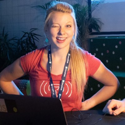 vannsl's tweet image. My favorite pic of #Scriptconf - 5 minutes before the talk 😁