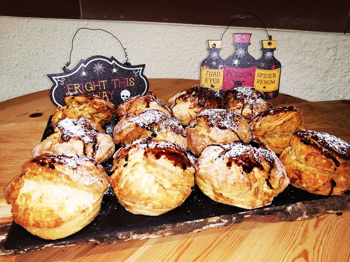 museumbw's tweet photo. This Halloween our spooktacular scone of the day is tempting treacle.
#SconeoftheDay #TreacleScone #CastleCafe https://t.co/uBJNlxmmt8