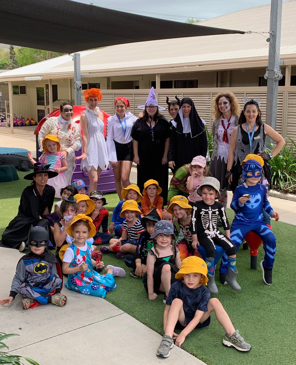 RMHCNorthAus's tweet photo. Today, our families, volunteers and staff, along with our little mates from Unicare Childcare Centre got into the Halloween fun. We played games, shared a spooky morning tea and of course, participated in a trick-or-treat lollie hunt. 🏠 #Halloween2019 #KeepingFamiliesClose https://t.co/pD2KmjgXYg