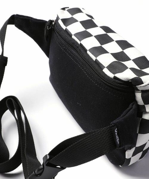 theLocalize's tweet photo. VANS checkerboard bag. Saiz ngam2 soi xbesar xkecik. RM49 FREE POSTAGE SELURUH MALAYSIA. QUALITY A. FB:@7diceco https://t.co/I1Y5xvp6zQ @KuantanTV @Twt_NiagaOnline @KuantanViral @KuantanOnline https://t.co/0OcZuRNiYk