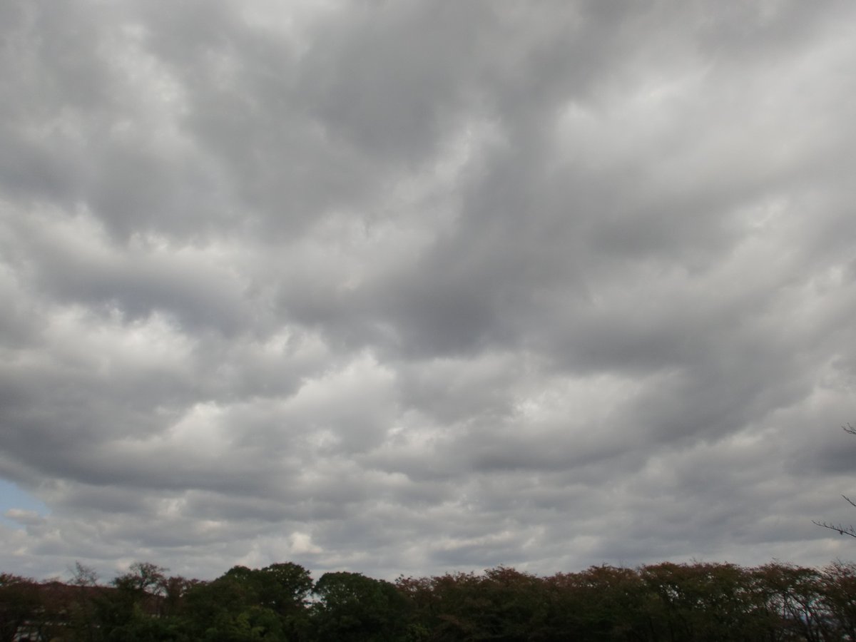 Asai 黒雲 雲 空 写真 画像 黒雲 雨雲 暗雲 明暗