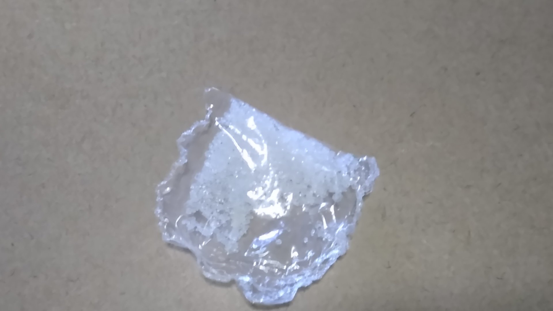素人職人 菓子パン食べたあとの袋に残ったザラメ砂糖で覚醒剤のパケぽいの作ってみた なんかクォリティーひくいな T Co Sqqnz4xskj Twitter