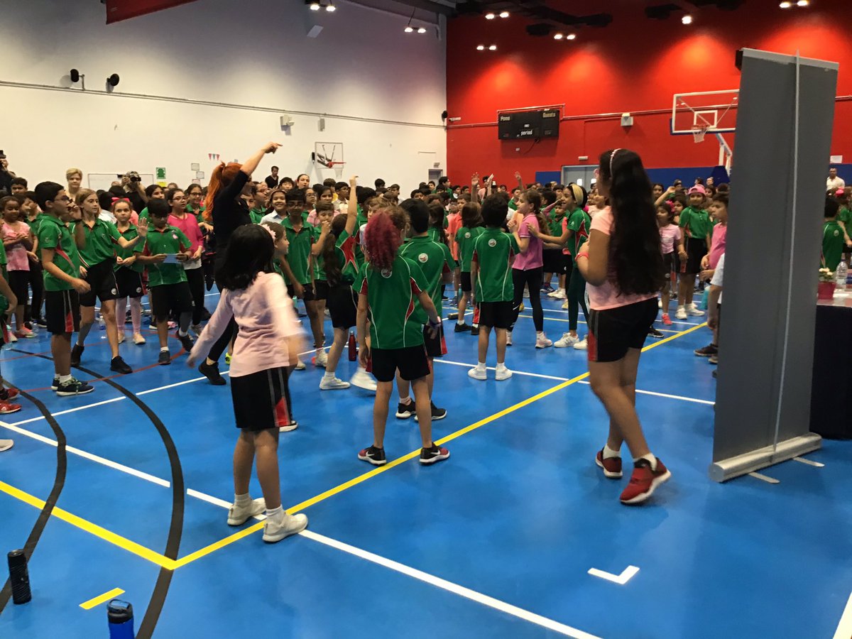 An amazing morning of fitness thanks to @beckylynchwwe and @fitnessfirstme #diabfitness @dubaifitnesschallenge #dubai30x30