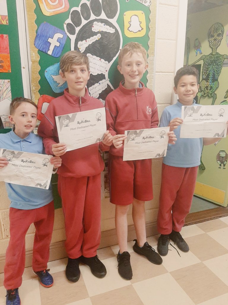 scoileoinboys's tweet photo. . @scoileoinboys #5thClasses thoroughly enjoyed @balcsie #Spikeball #Tournament @Vball_Ireland #team #sport #fairplay #fun @BeActiveASAP @PDSTpe https://t.co/Jx4QVLXhvE