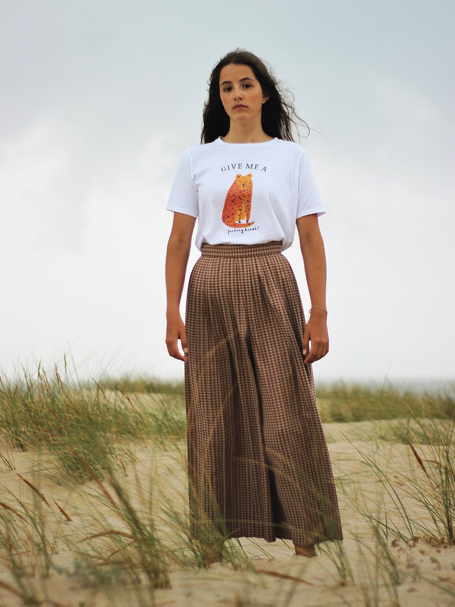 Those days when you just need a break 💥🌾 bit.ly/2BZVmvg

#OrganicCotton #PrintedTee #SustainableFashion
#EcoFriendly #SlowFashion #EthicalFashion