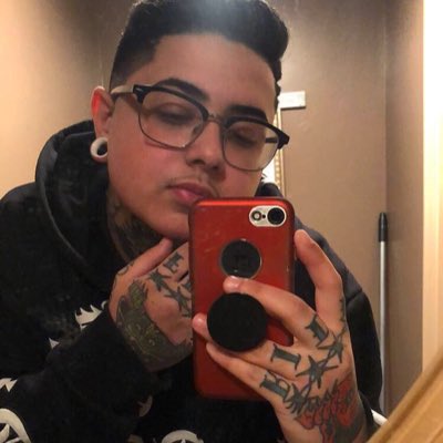 beckettrosado's tweet image. #douchealert