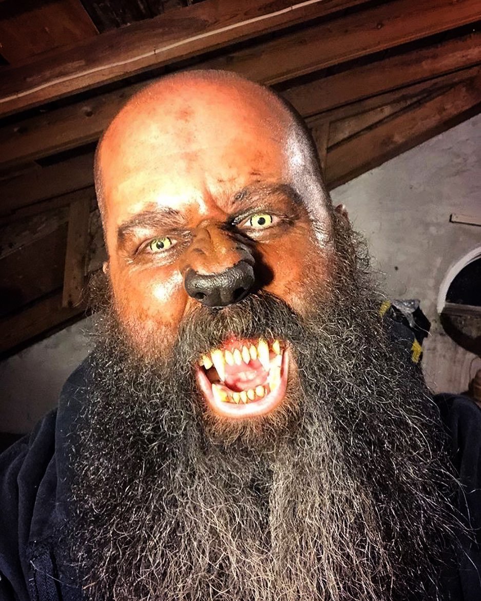 tbbclub's tweet photo. ONE NIGHT ONLY!
FREE HUGS!
UP IN YOUR ATTIC!
Giveaway Souvenir Balloons.
From nightfall
Hugs etc. provided by Tom B of Pottstown, Pennsylvania, USA.
#beards #werewolf #halloween #allhallowseve #tbbclub #fangsforthememory https://t.co/pSP8OrqQgK