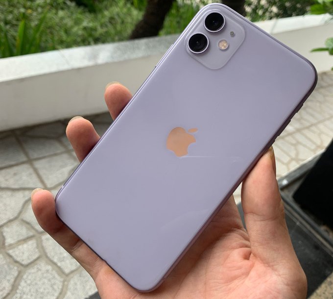 AleiDigital's tweet photo. #cellphones #iPhone11 #iPhone11Pro #iPhone11ProMax 
Theo chia sẻ của hệ thống bán lẻ Cellphones, khoảng đầu tháng 11 iPhone 11 sẽ có hàng chính hãng về Việt Nam. Và giá iPhone 11 sẽ từ 30-46 triệu đồng tùy màu sắc và dung lượng
https://t.co/pN2ux20Q45 https://t.co/IeMZwUcKyy