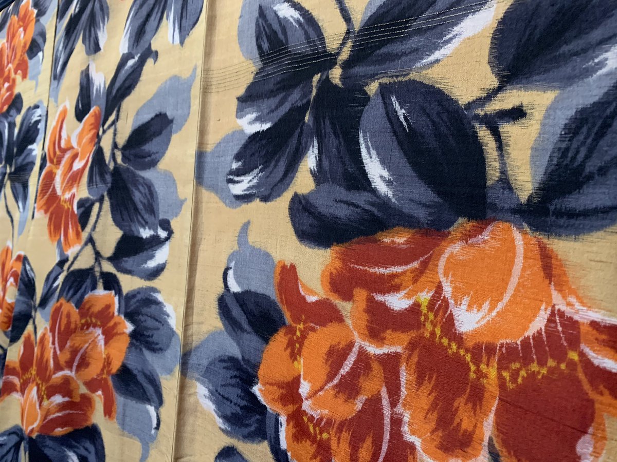 伊勢崎市観光物産協会 En Twitter 銘仙 それぞれの秋 いせさき明治館では現在 秋色づくしの伊勢崎銘仙を展示しています ぜひご来館ください いせさき明治館 伊勢崎銘仙 Https T Co Epdtrhzhoa