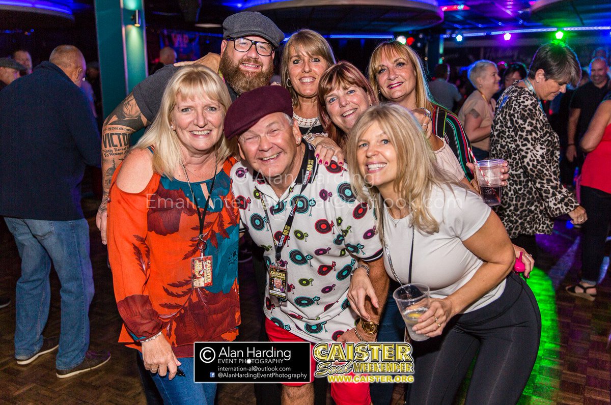 CaisterHQ's tweet photo. Smiling happy faces at #Caister (photo by @alanharding69). #MainArena Don't forget you can book for next year's events via https://t.co/7dFZoHJmNx or call us on 0844 585 1000 (Mon-Fri 11 am to 6 pm) #LoveCaisterSoul https://t.co/QR1yxElxaT