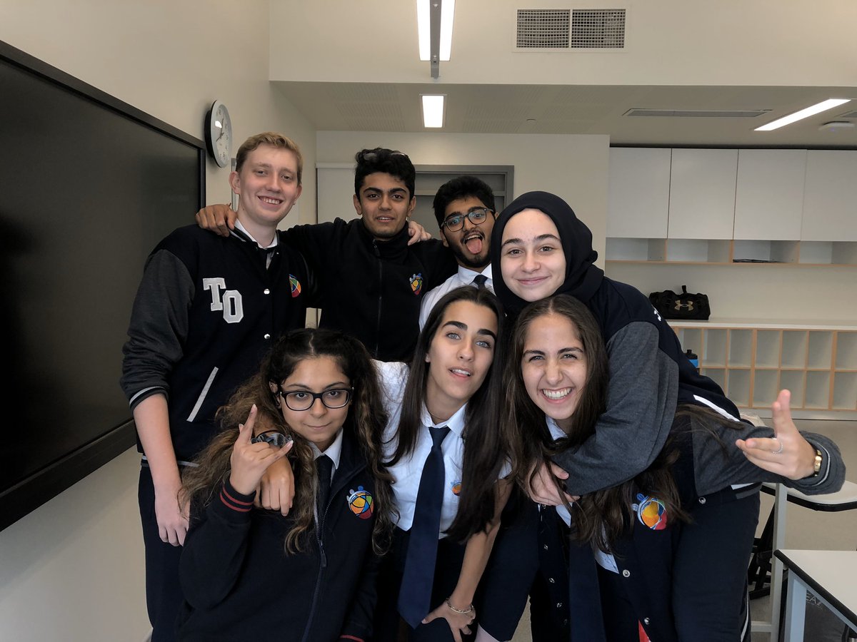 GISStuPresident's tweet photo. If you would like to keep in touch my personal Twitter is @selina_madanat (all though less academic). I wish the new StuELT and President Hania all the best. Thankyou! https://t.co/VAdpb8PXnR