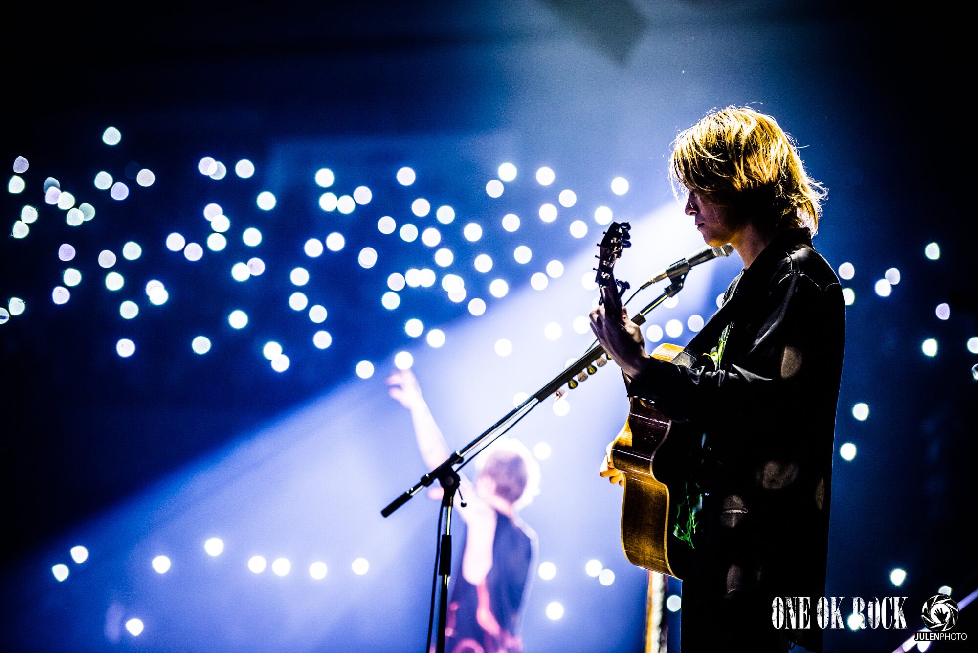 Julenphoto Toru And Taka During Oneokrock Japan S Show At Hiroshima Arena Day 1 Oneokrock Eyeofthestorm Japantour Julenphoto Tourdreams T Co Xhu9ymzk1d Twitter