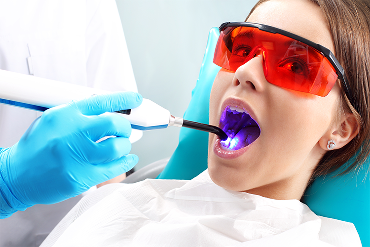 indigolittle's tweet photo. Lasers in the dentist's office? That's right! 
Lasers are an excellent treatment for gum problems and more.

Learn more here:
📕 https://t.co/vcFF6cgrV5

#LaserDentistry #Teeth #Gums #OralHealth #Treatment https://t.co/CI58ZCWxNG