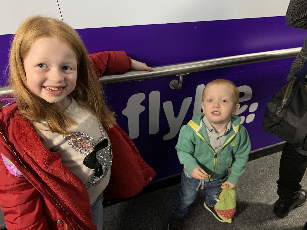 Excited kids, ready for their 1st time flying. Belfast here we come, long weekend including <a href="/covblazehockey/">Coventry Blaze 🐲🏒</a> game against <a href="/BelfastGiants/">Belfast Giants</a> Just got to get little man to realise Ben Lake plays for Giants now