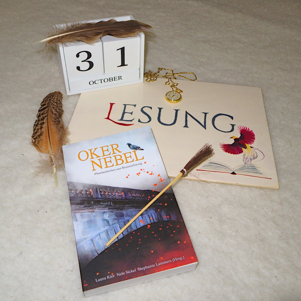 Weltenpfad's tweet photo. #Geisterlesung zu #Halloween!
Heute um 18:30 Uhr ist es soweit! Meine #Schreibgruppe und ich lesen aus unserer #Anthologie #Okernebel. Kommt vorbei! Der Eintritt ist frei 💞
https://t.co/FAbbpfo5C3
#Lesung #Region38 #Calberlah https://t.co/mwVrIaQoaB