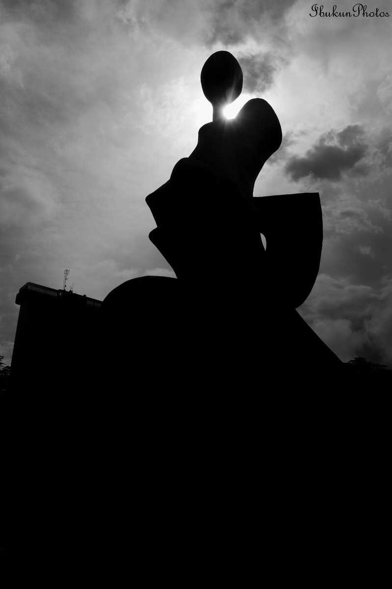 Ibukunphotos's tweet photo. Art speaks where words are unable to explain.
#monochrome#silhouette#Monument. https://t.co/IbauhPTkfw